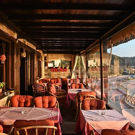 Maistrali Hotel Áfissos
