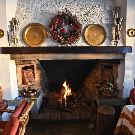 Maistrali 3* Afissos