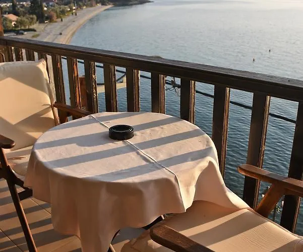 Maistrali 3* Afissos